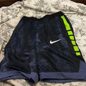 Basket Ball Shorts Nike